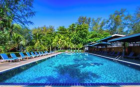Naiyang Park Resort - Beachfront Escape